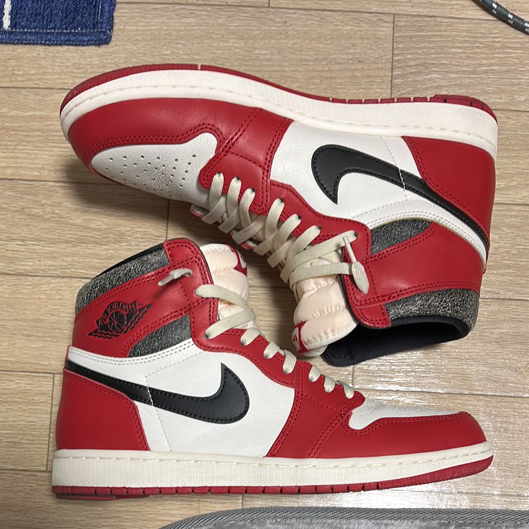 Nike Air Jordan 1 High OG "Lost & Found/Chicago"