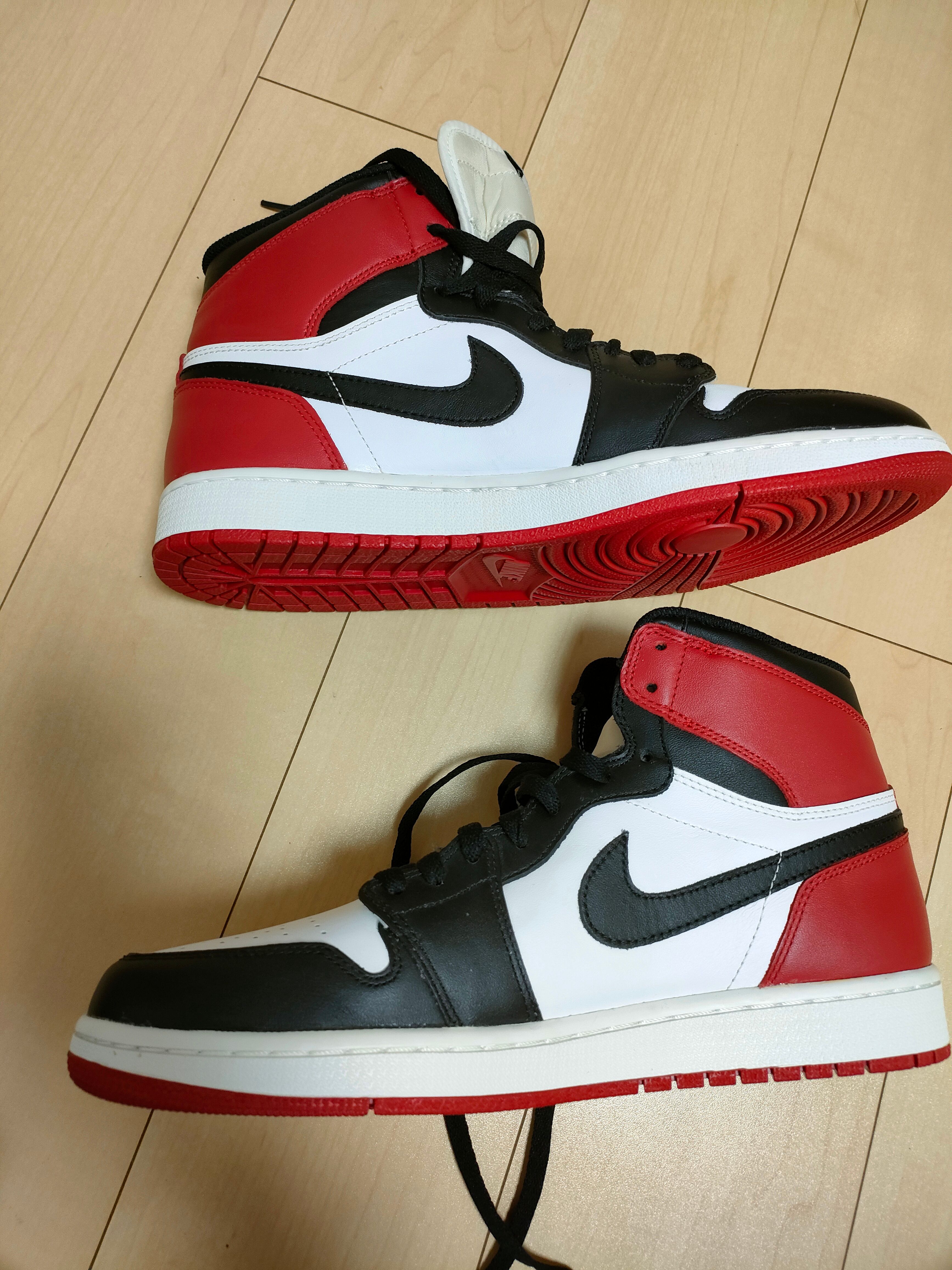 Nike Air Jordan 1 Retro High OG "Black Toe" (2013)