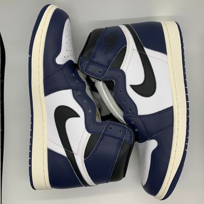 Nike Air Jordan 1 Retro High OG "Midnight Navy"