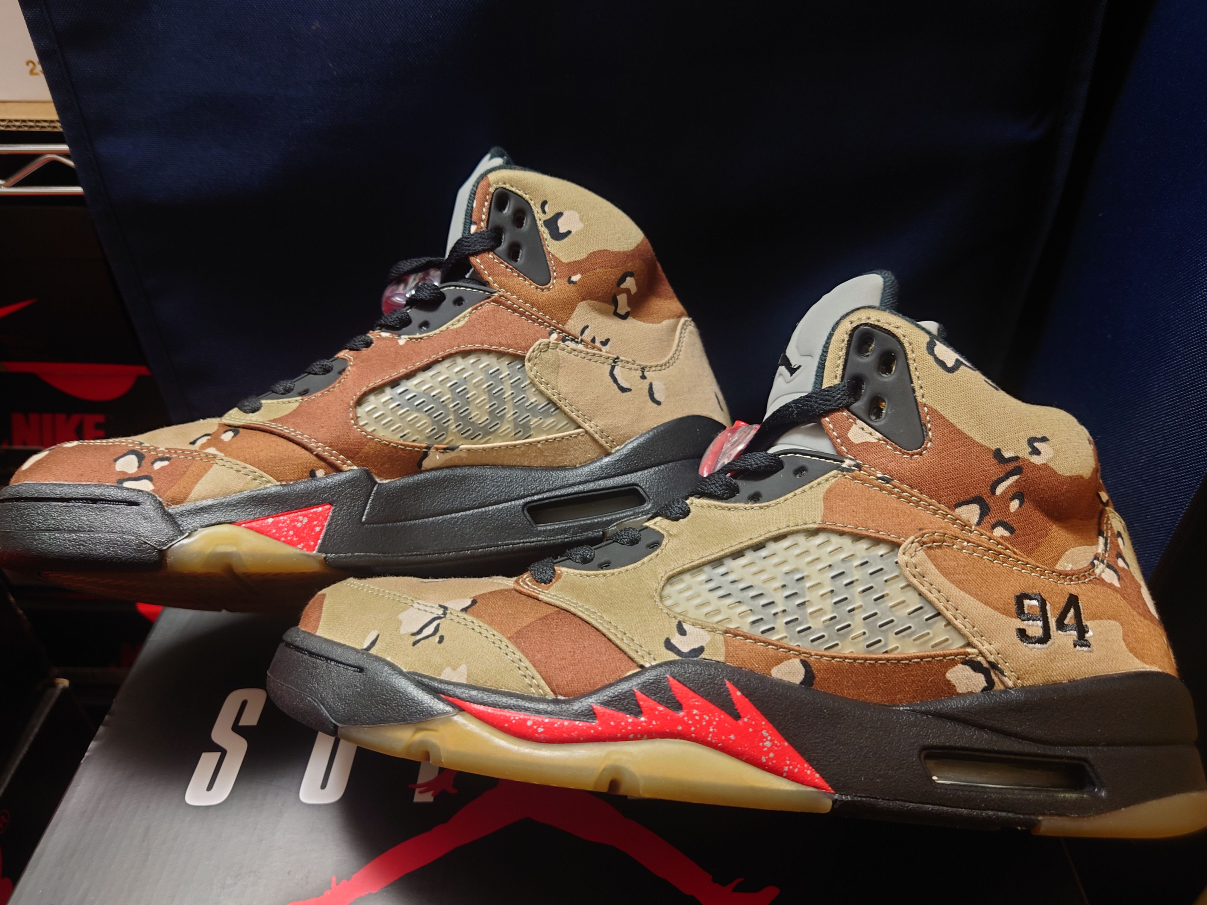 Supreme × Nike Air Jordan 5 Retro "Desert Camo"