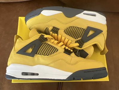 Nike Air Jordan 4 "Tour Yellow"
