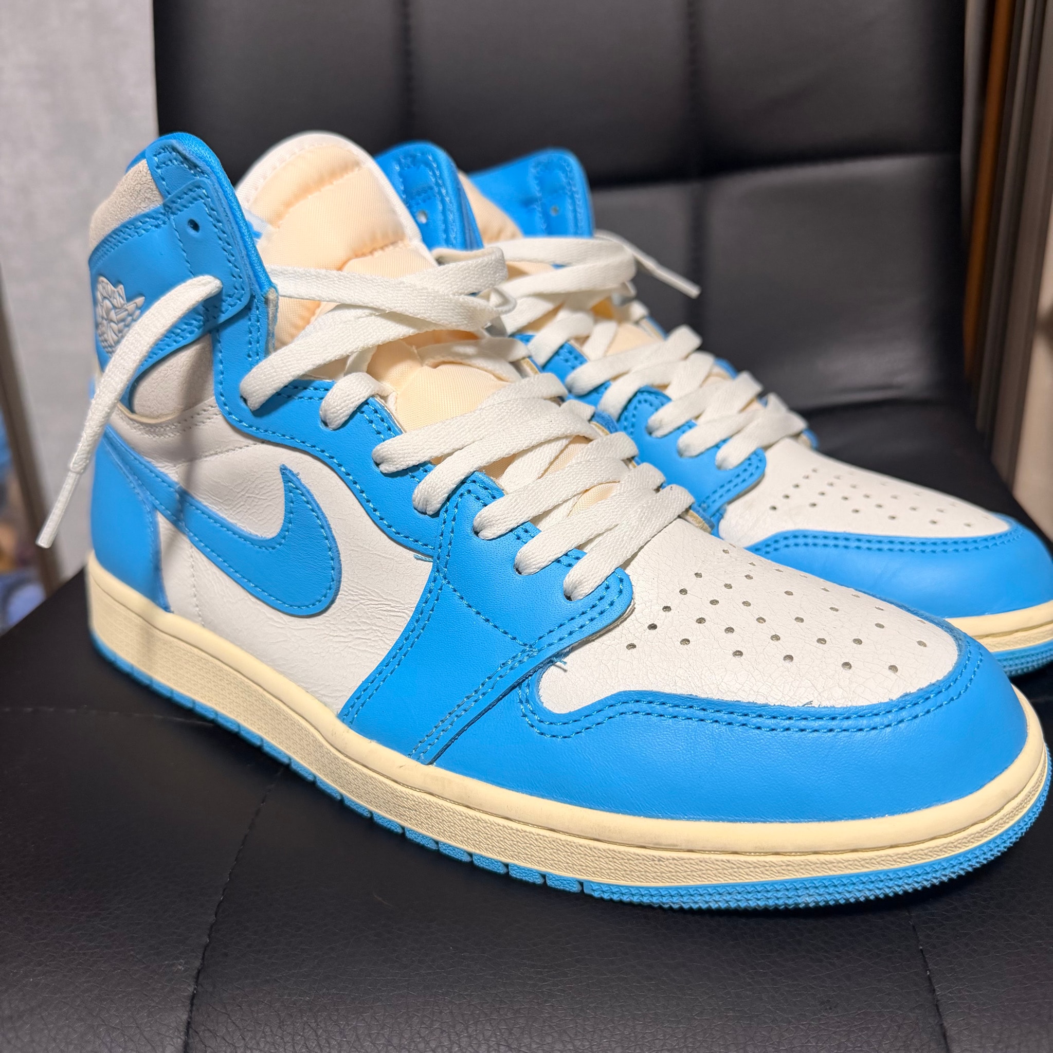 Nike Air Jordan 1 Retro High OG "UNC Reimagined"