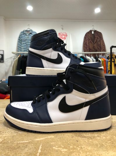 Nike Air Jordan 1 Retro High OG "Midnight Navy"