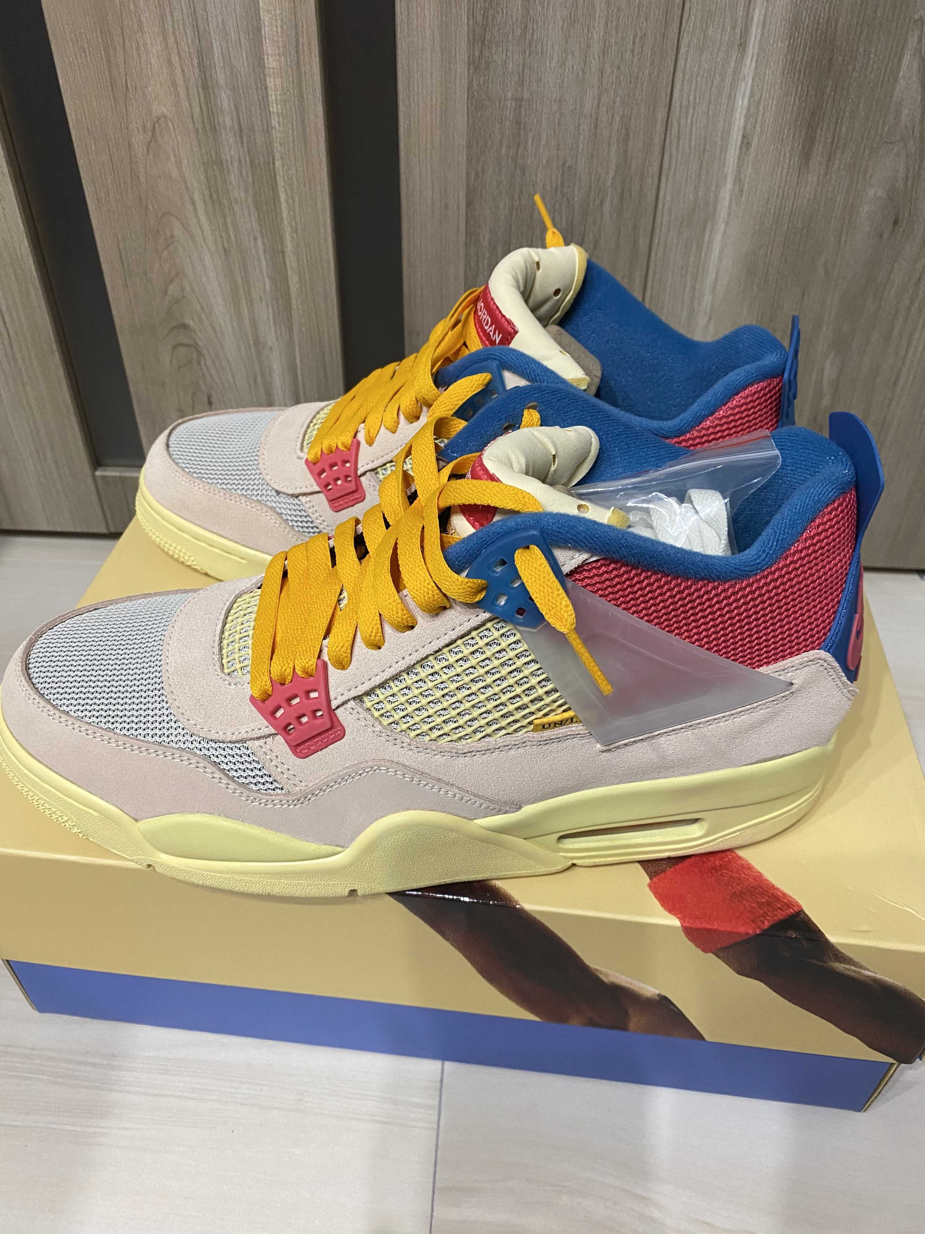 UNION × Nike Air Jordan 4 SP "Guava Ice/Light Fusion Red"