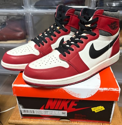 Nike Air Jordan 1 High OG "Lost & Found/Chicago"