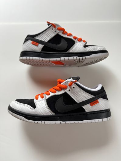 TIGHTBOOTH × Nike SB Dunk Low Pro QS "Black and White"