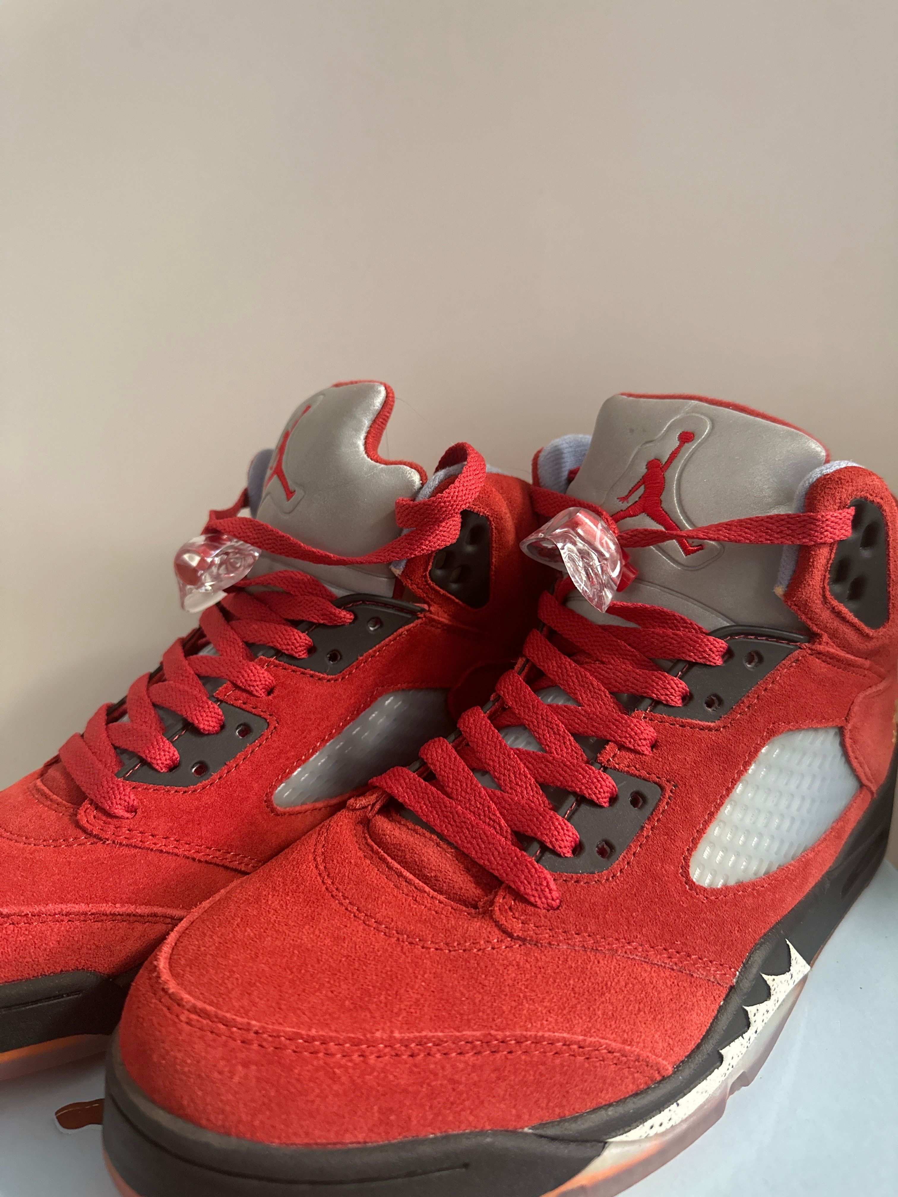 Nike Air Jordan 5 Retro "Trophy Room University Red" (F&F)