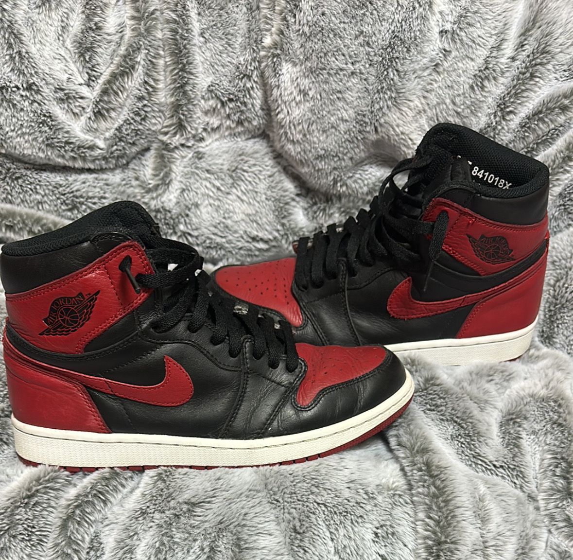 Nike Air Jordan 1 Retro High OG "Bred/Banned" (2016)