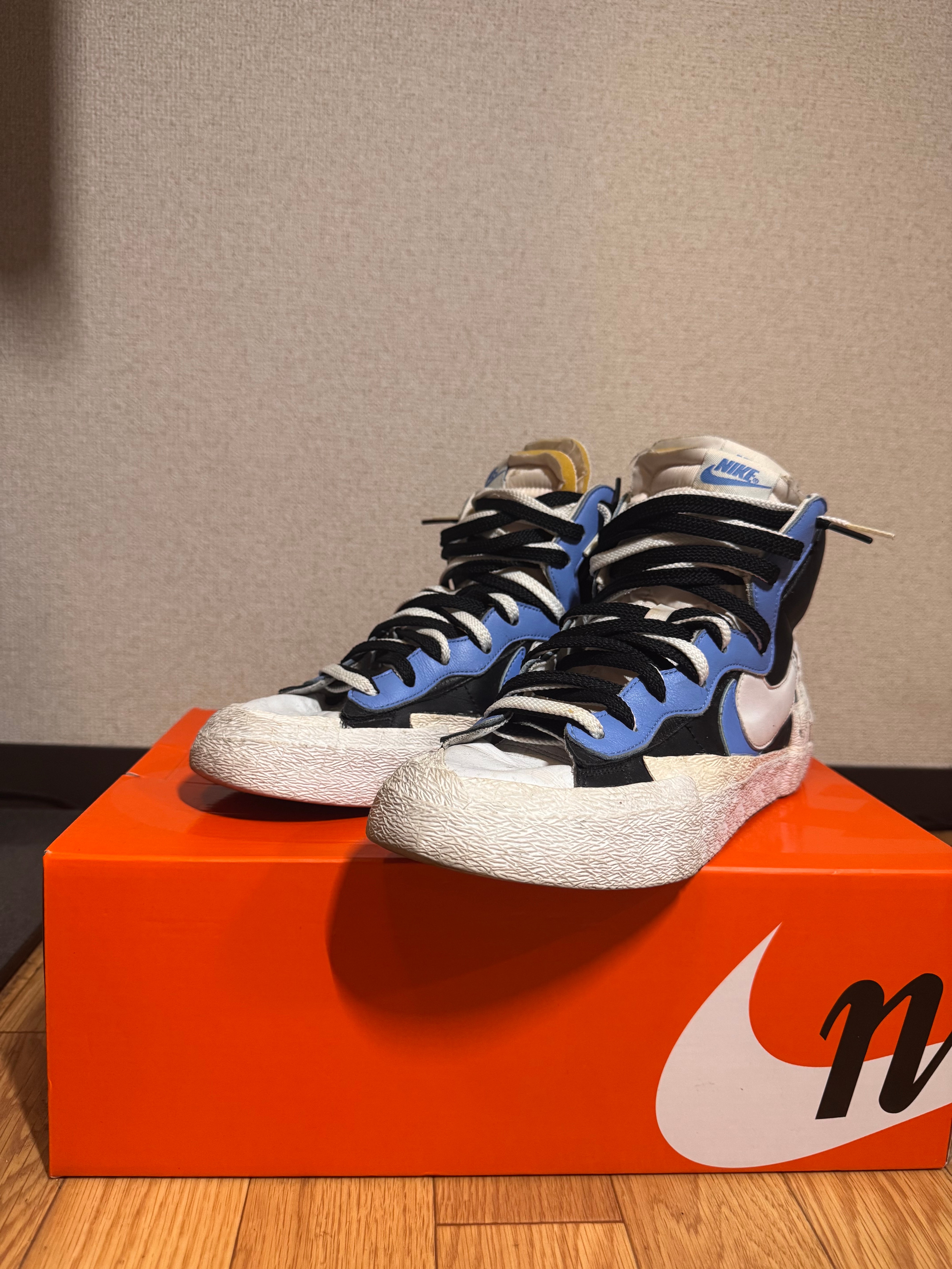 sacai × NIKE BLAZER MID "BLACK / BLUE"