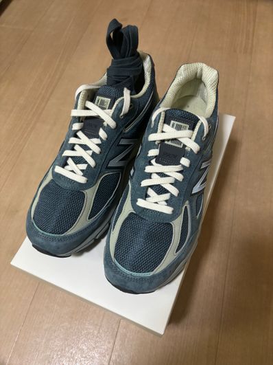 AURALEE × New Balance 990V4 "Dusty Blue"