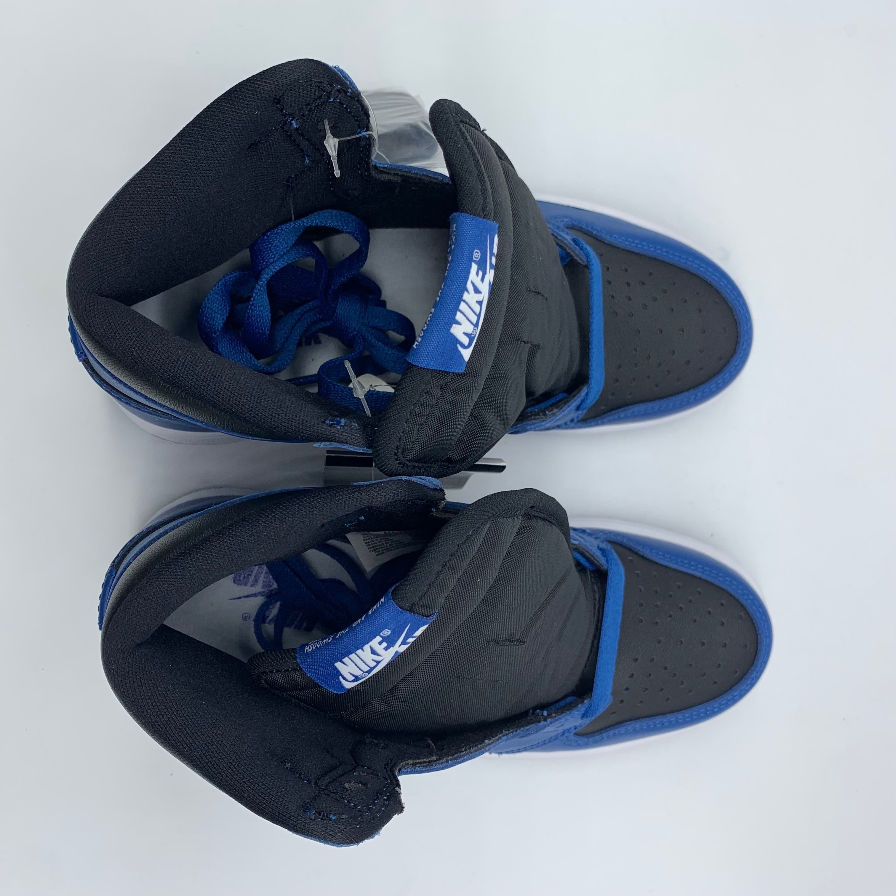 Nike Air Jordan 1 Retro High OG "Dark Marina Blue"