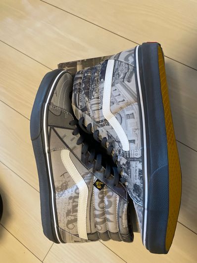 VIVIENNE WESTWOOD × VANS SK8-HI