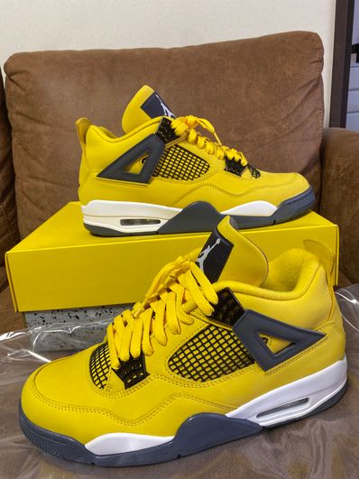Nike Air Jordan 4 "Tour Yellow"