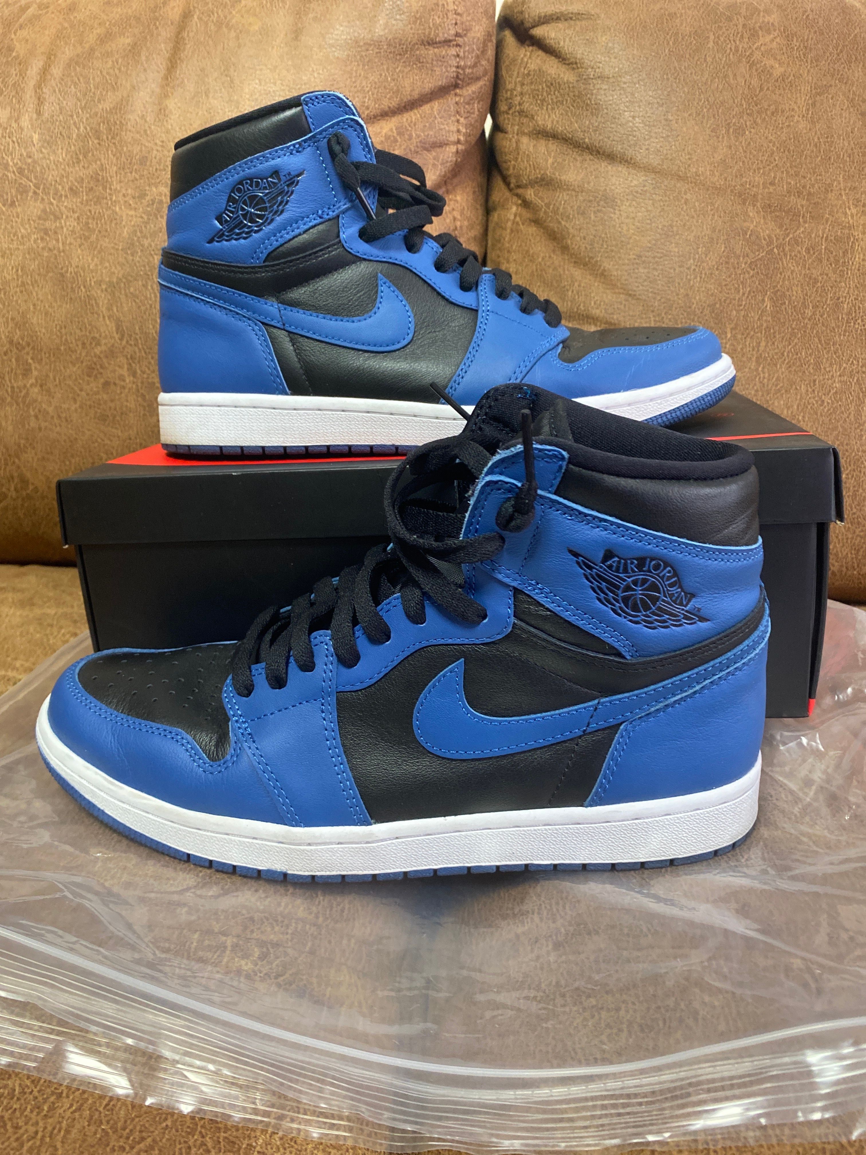Nike Air Jordan 1 Retro High OG "Dark Marina Blue"