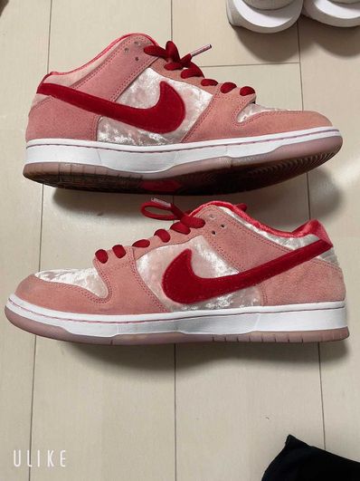 Strangelove × Nike SB Dunk Low "Valentine’s Day"