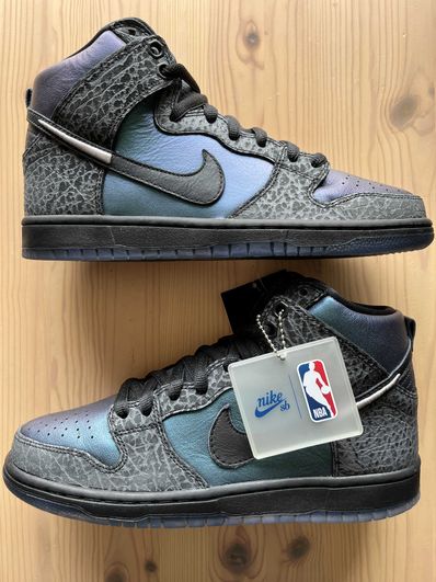 Black Sheep × Nike SB Dunk High "Black Hornet"