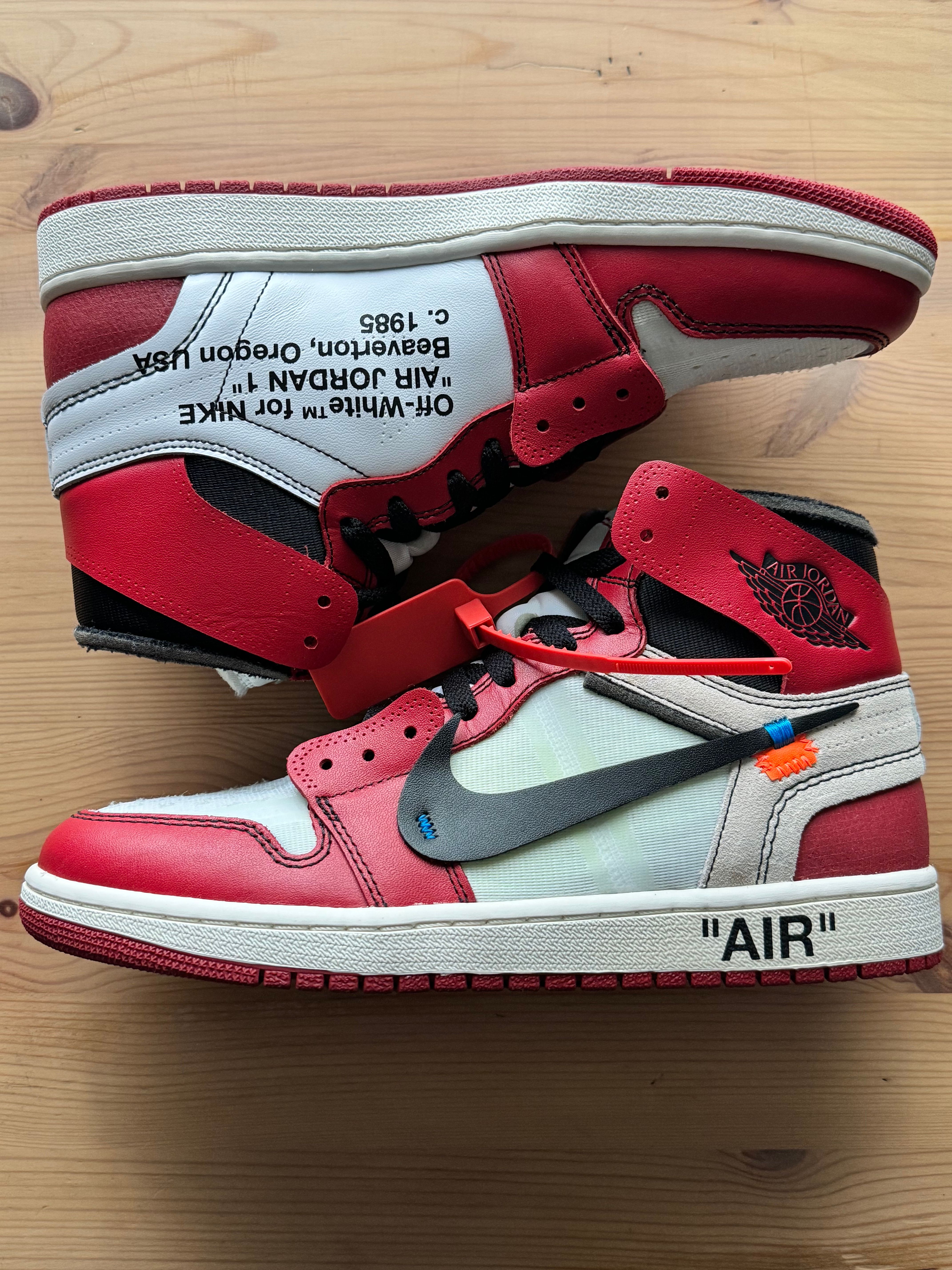 Off-White × Nike Air Jordan 1 Retro High The Ten "Chicago"