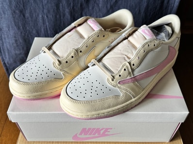 Travis Scott × Nike Air Jordan 1 Retro Low OG "Muslin/Shy Pink"