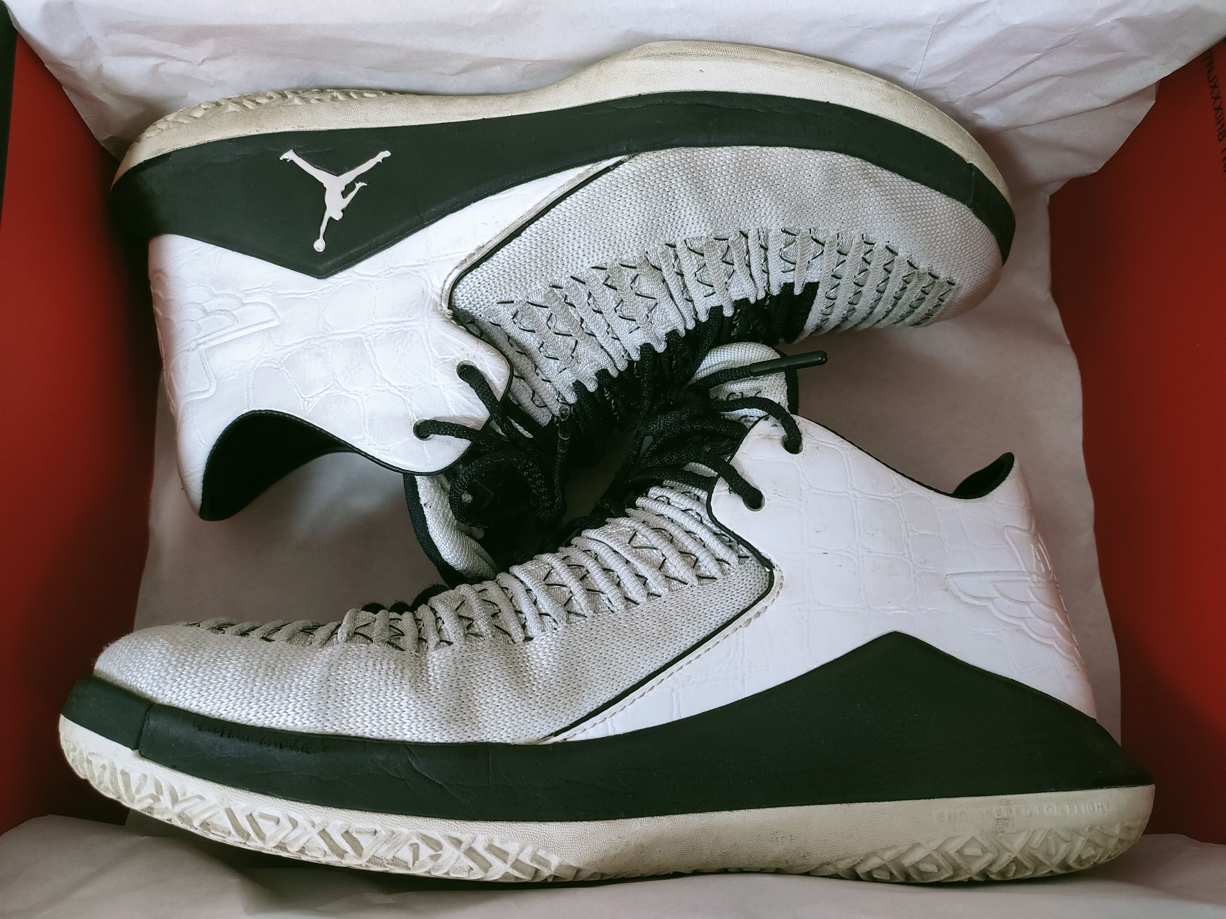 NIKE AIRJORDAN 32 復刻モデル　ナイキ　エアジョーダン エアジョーダン32(AJ32) 人気の新作/中古通販【スニーカーダンク】