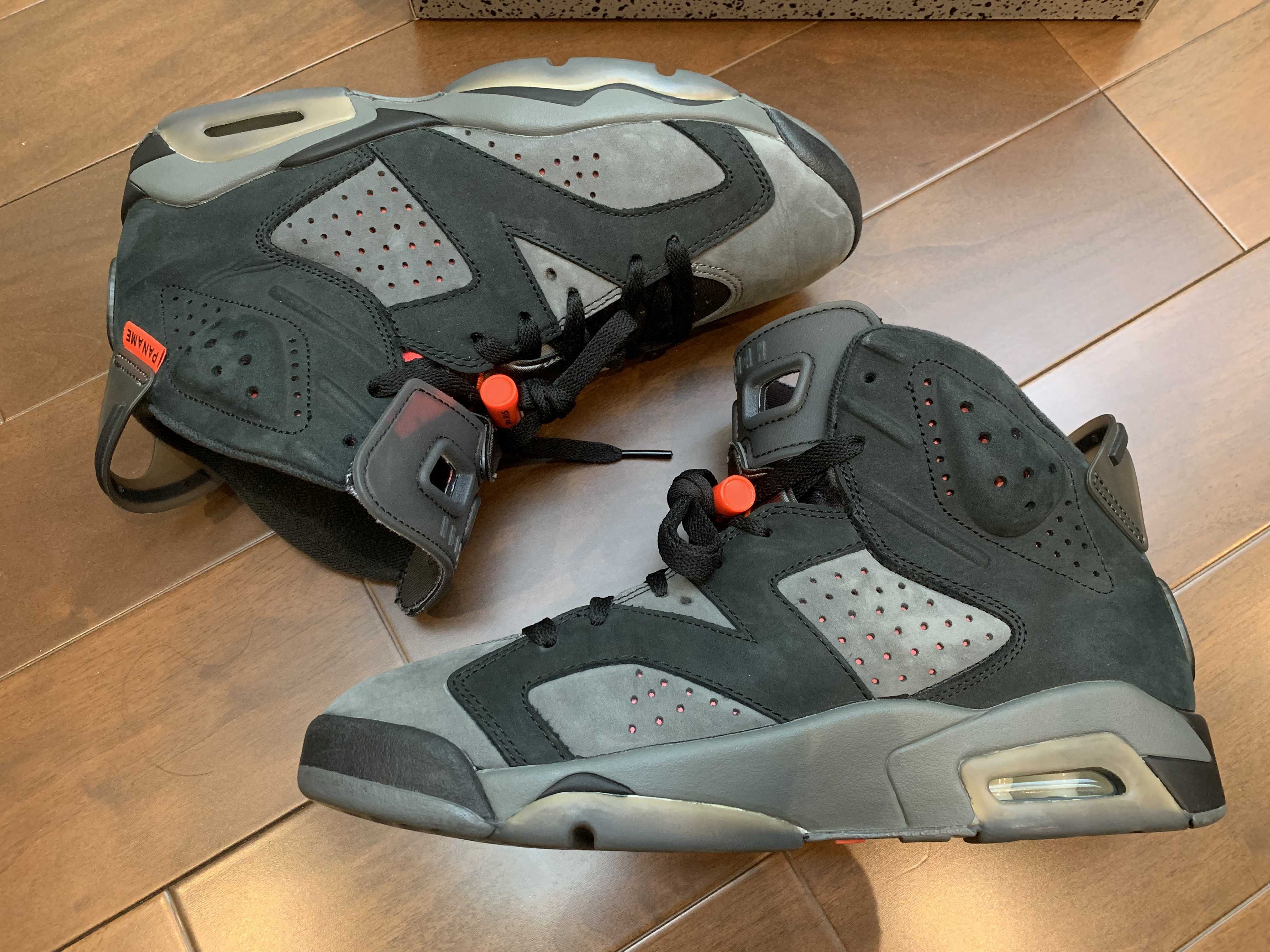 NIKE × PARIS SAINT GERMAIN AIR JORDAN 6 RETRO INFRARED