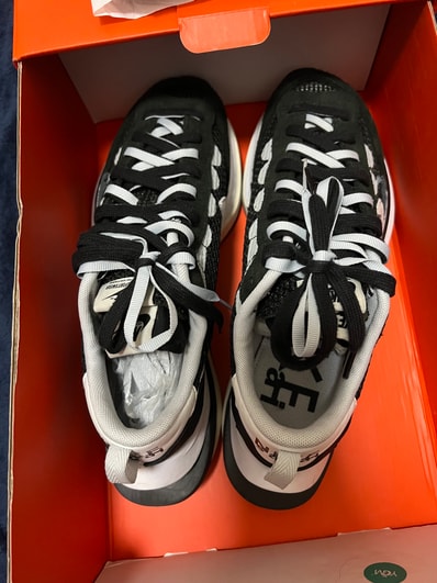 sacai × Nike Vapor Waffle "Black and White"