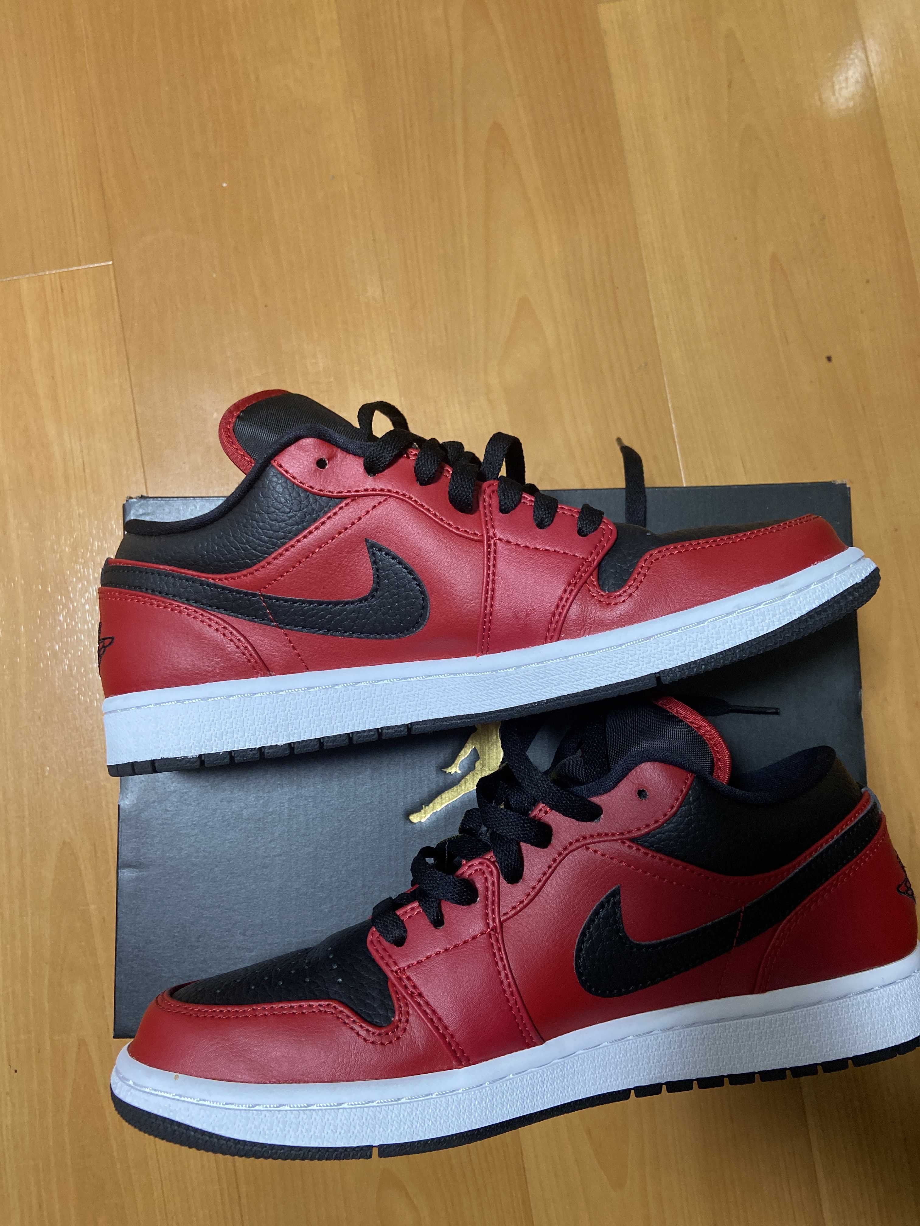 Nike Air Jordan 1 Low "Varsity Red"   