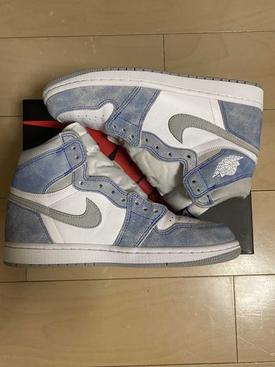 Nike Air Jordan 1 High OG "Hyper Royal"