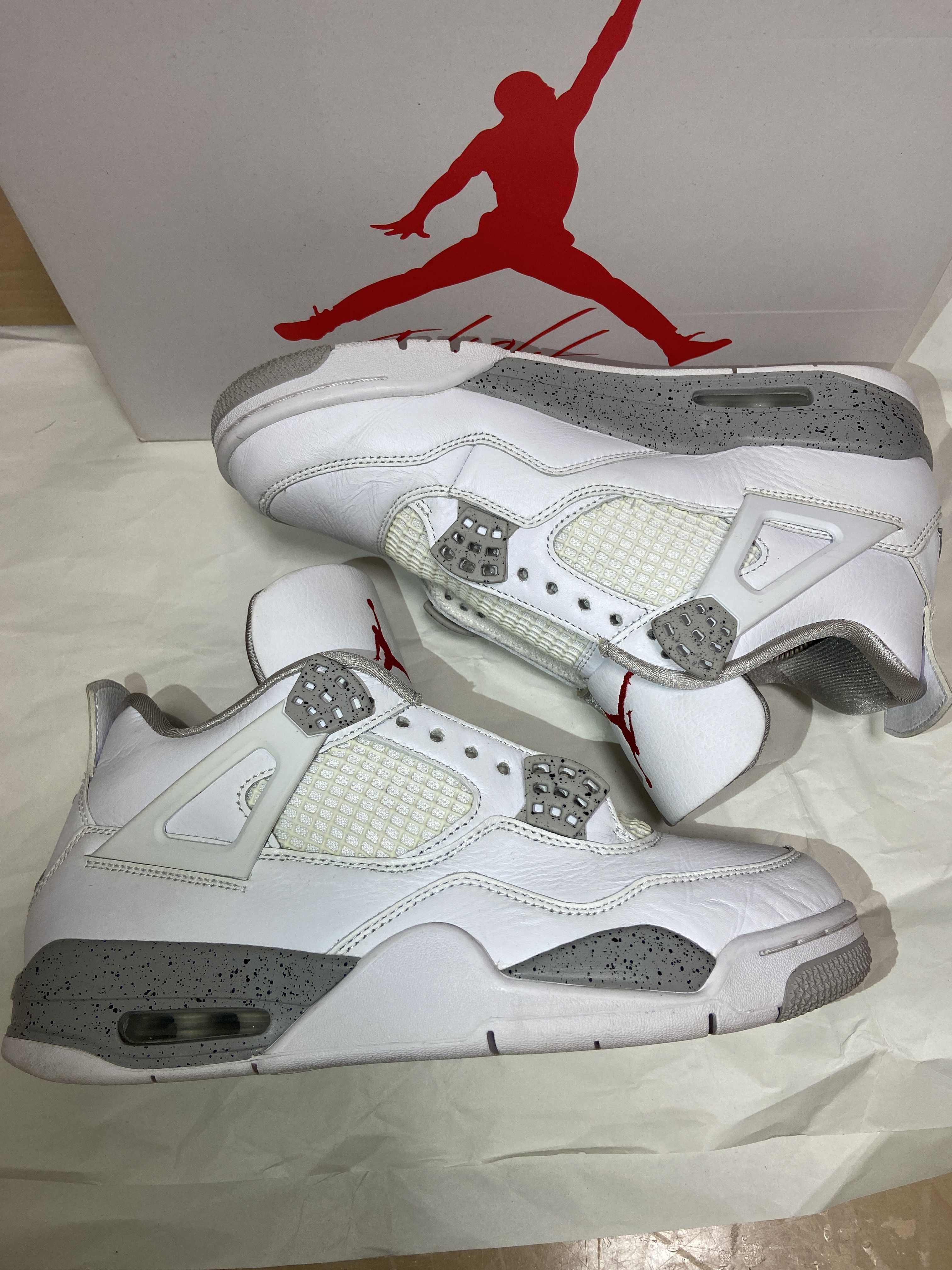 Nike Air Jordan 4 "Tech White"  