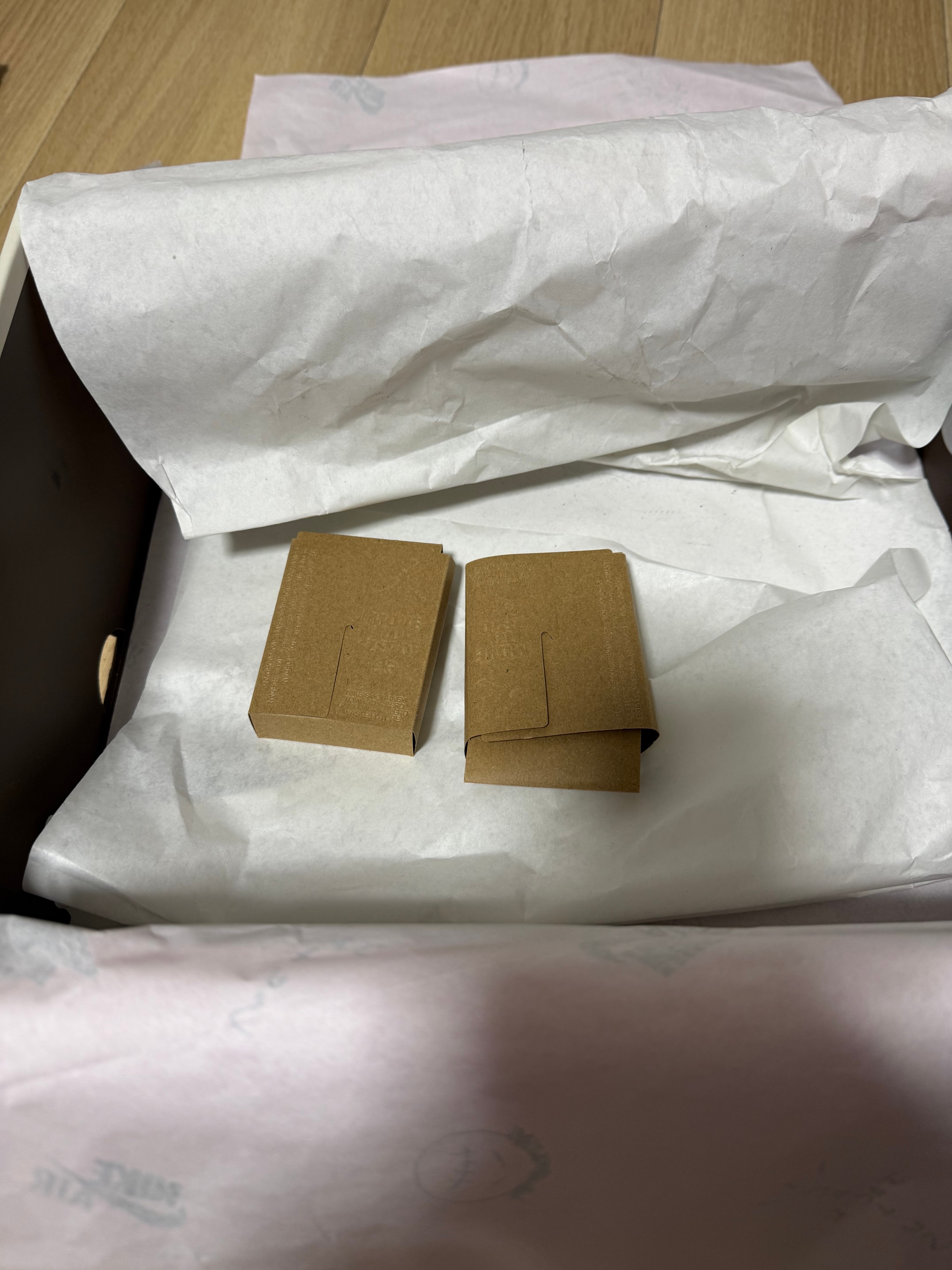 Travis Scott × Nike Air Jordan 1 Low OG SP "Velvet Brown and Dark Mocha"