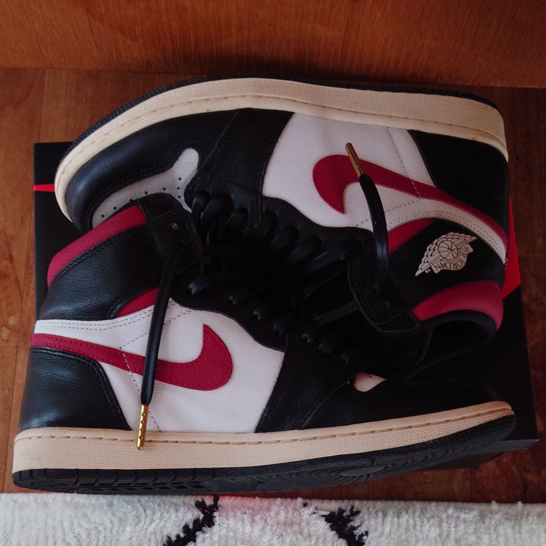 Nike Air Jordan 1 Retro High "Black/White/Sail/Gym Red"