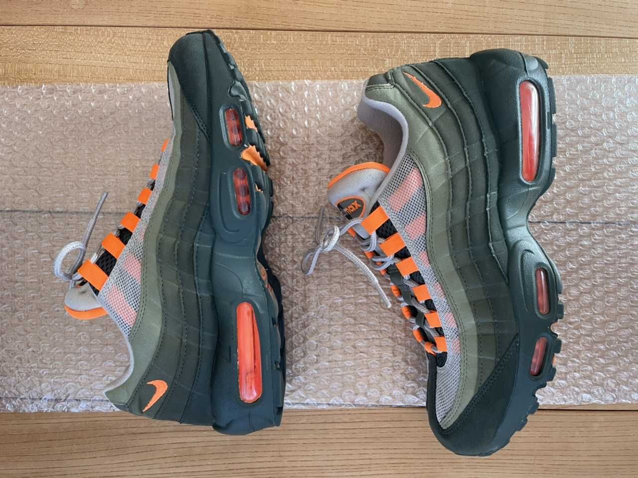 Nike Air Max 95 "String/Total Orange"