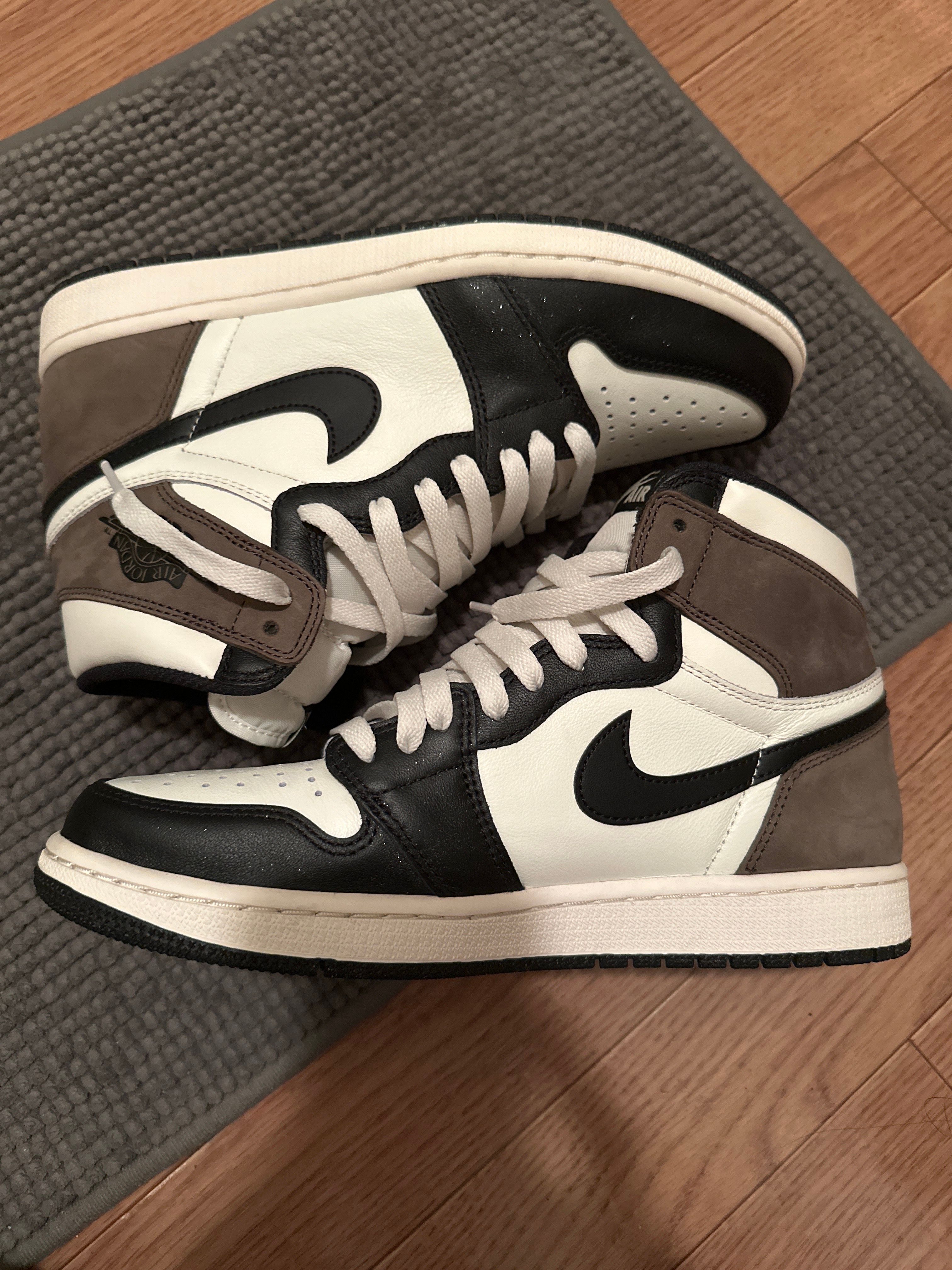 Nike Air Jordan 1 High OG "Sail/Dark Mocha/Black"