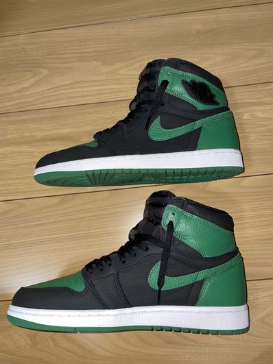 Nike Air Jordan 1 Retro High OG "Black/Pine Green" (2020)