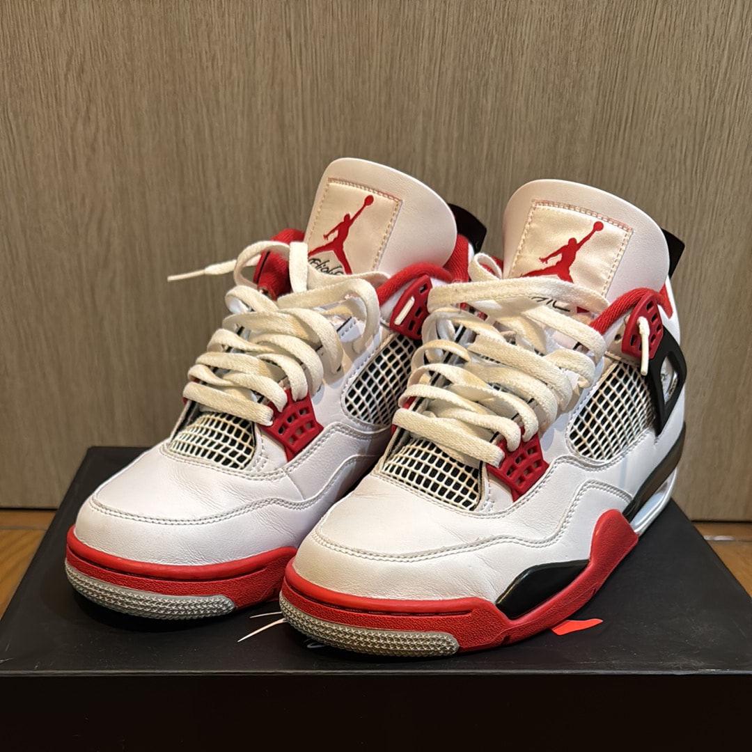 ナイキ エアジョーダン4 レトロ OG 