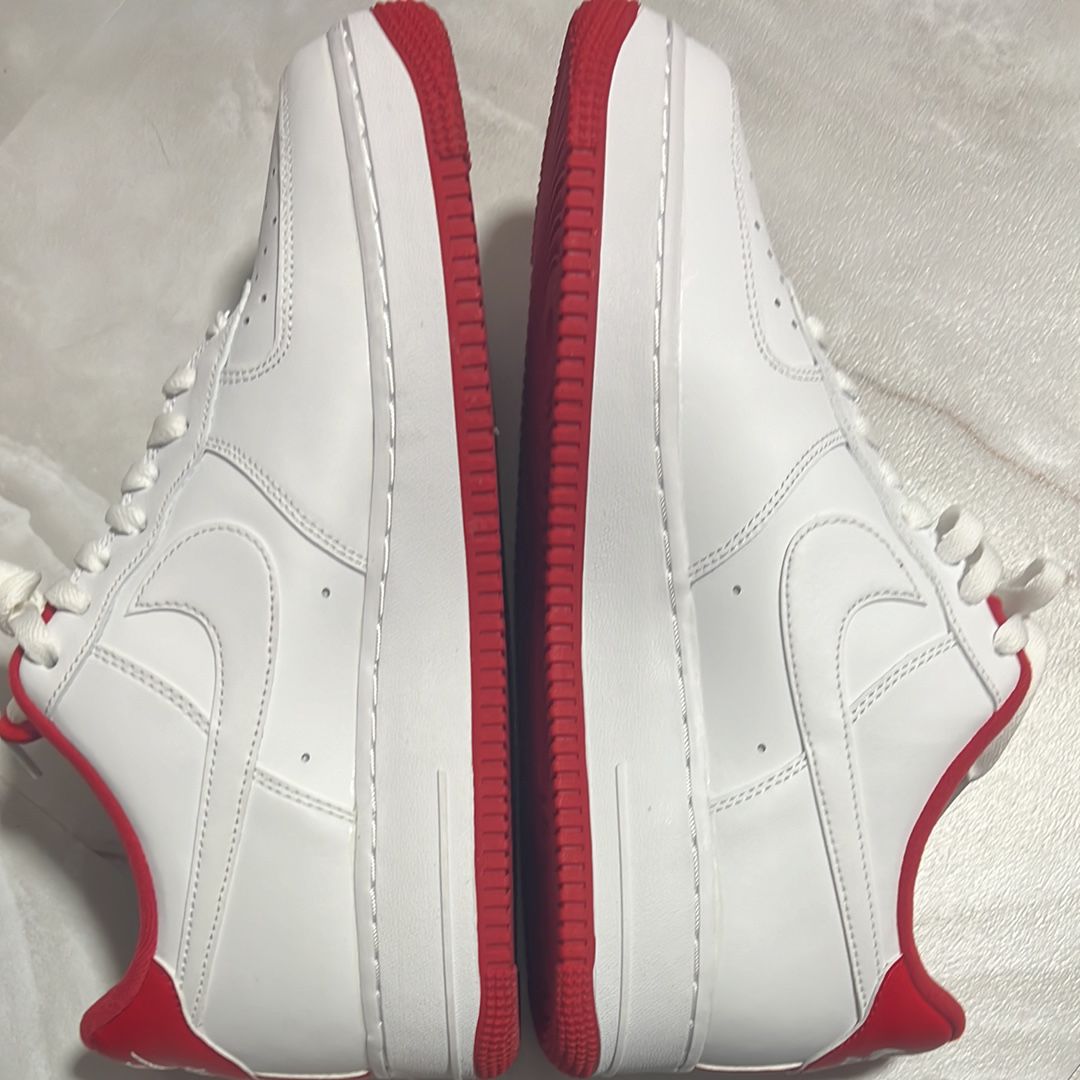 Nike Air Force 1 Low "White University Red"