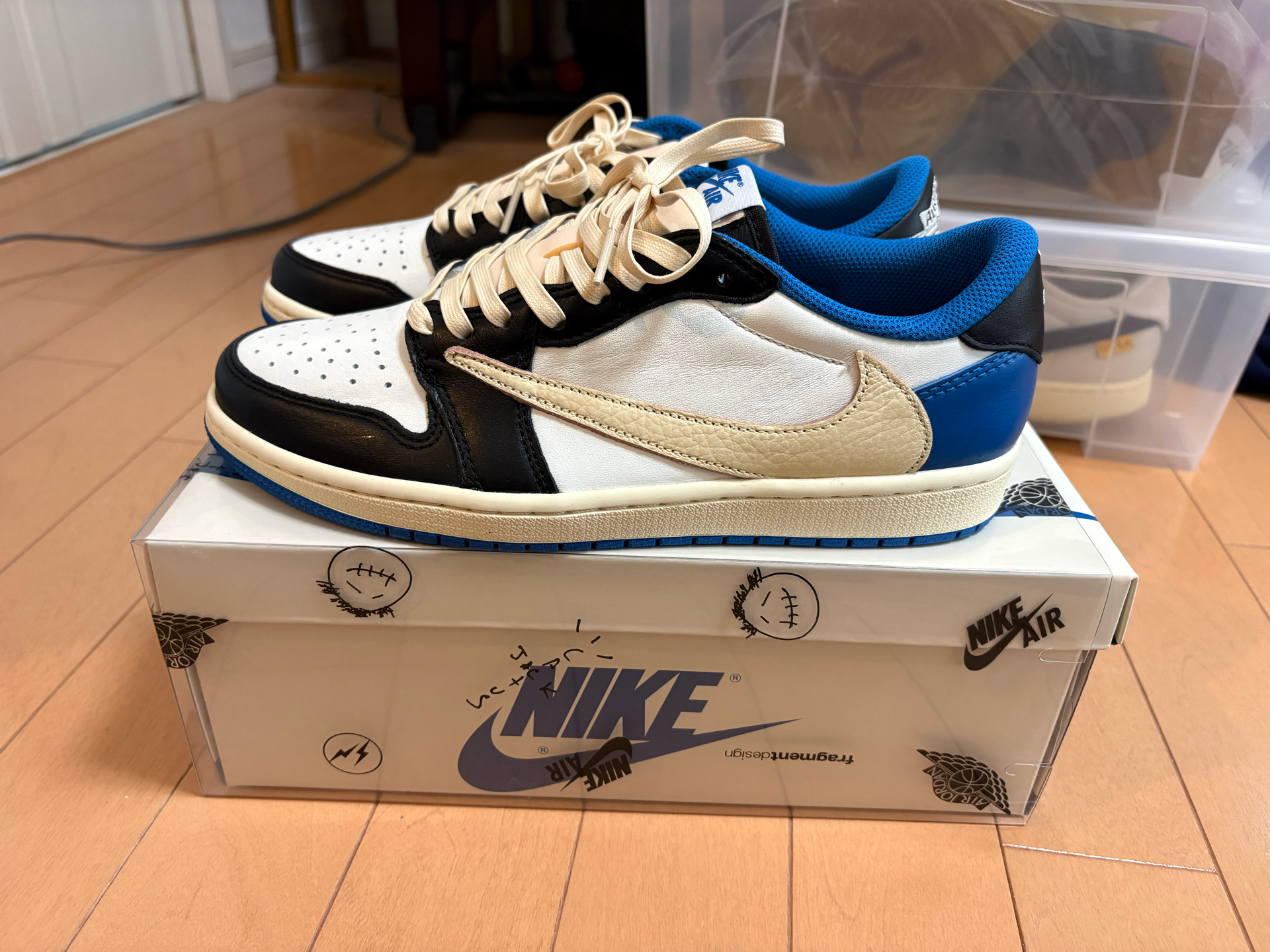 Travis Scott × fragment design × Nike Air Jordan 1 Low OG SP "Military Blue"