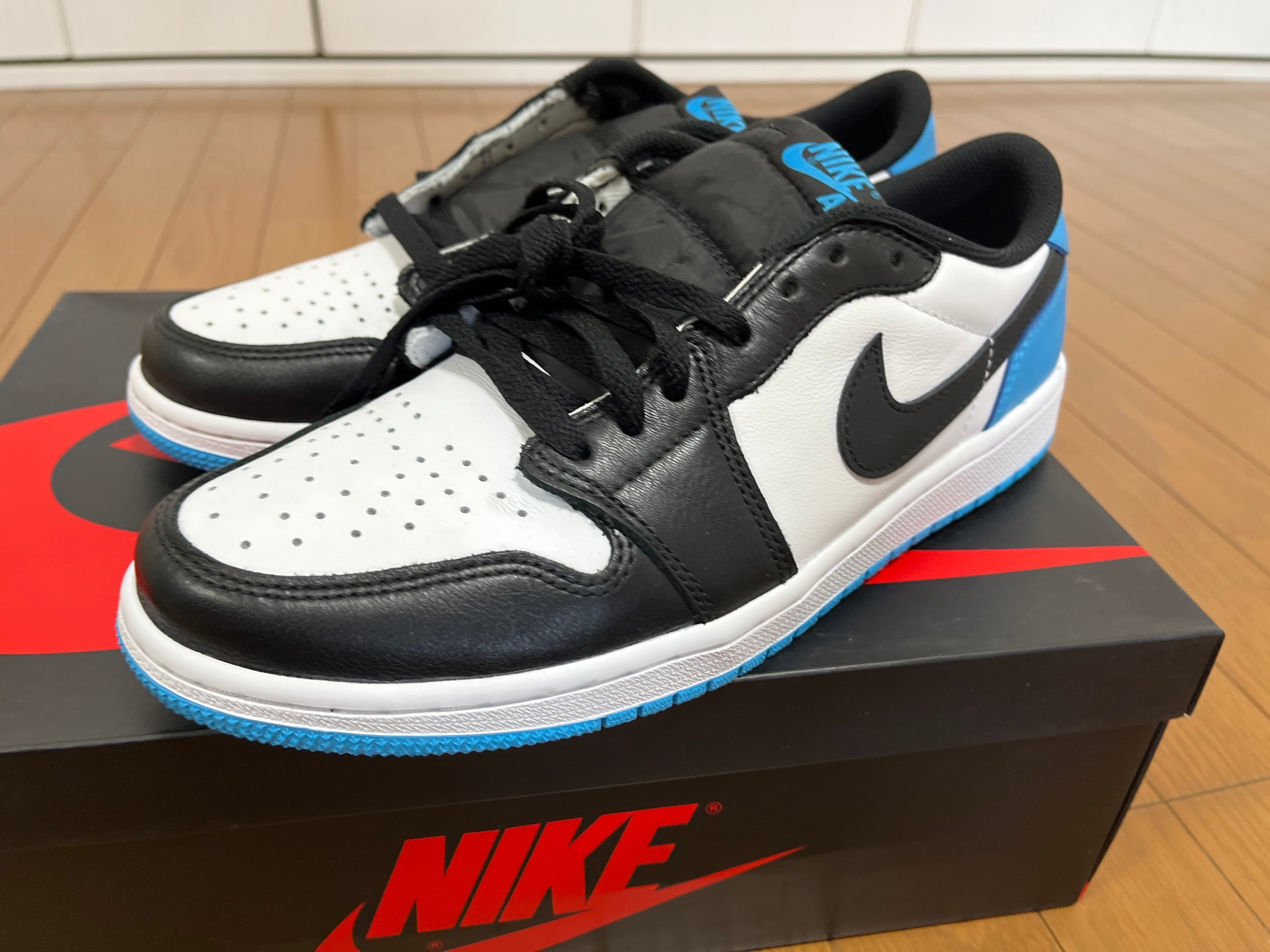 Nike Air Jordan 1 Low OG "Black and Dark Powder Blue/UNC"