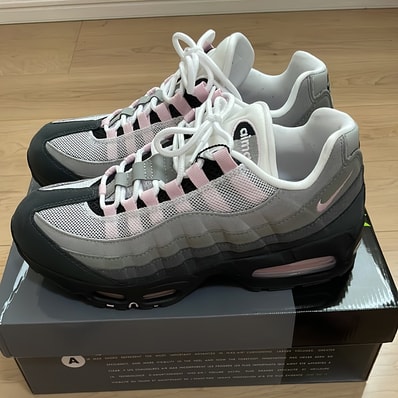 Nike Women's Air Max 95 OG Big Bubble "Medium Grey/Pink Foam"