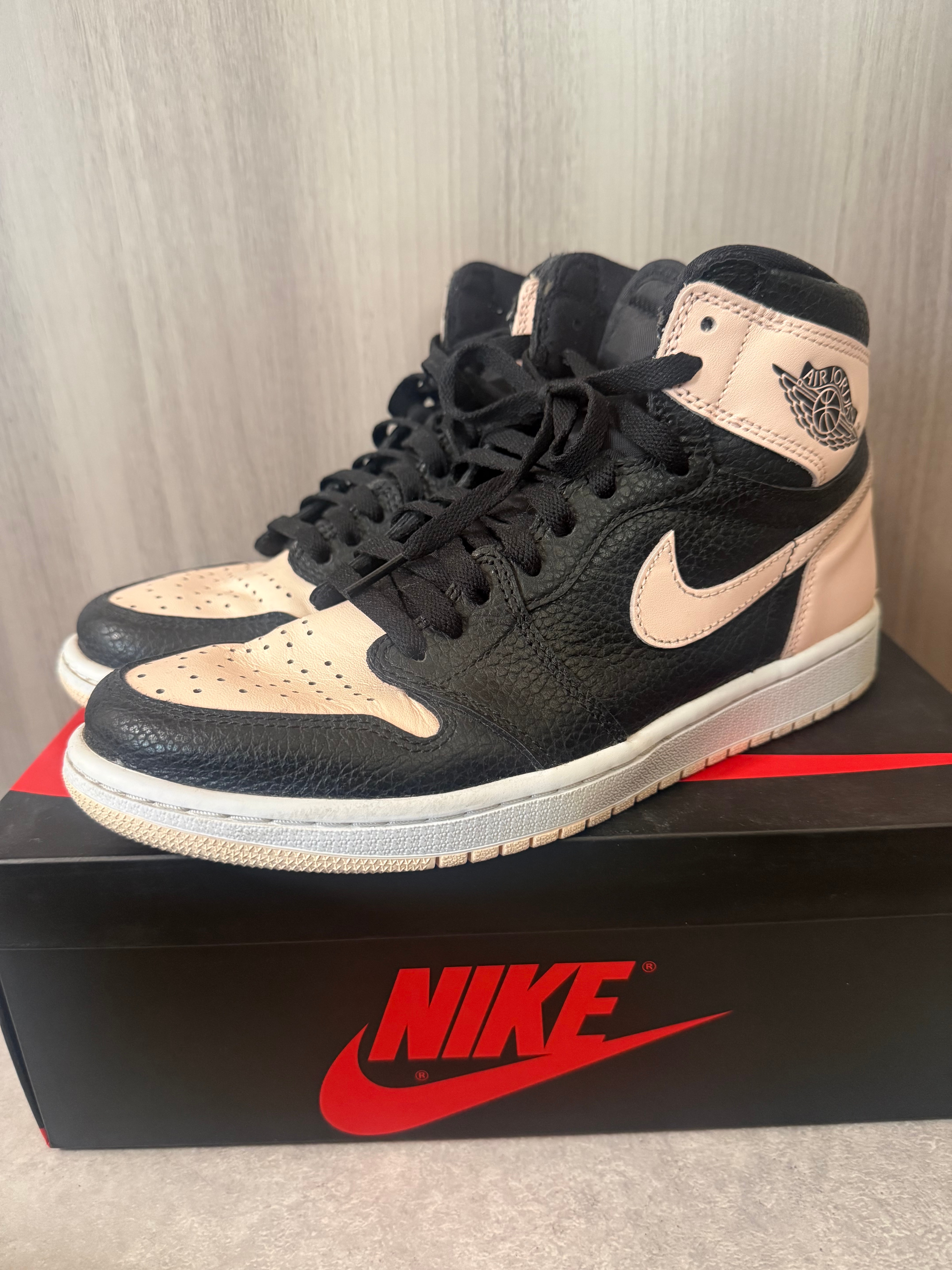 Nike Air Jordan 1 Retro High OG "Crimson Tint"