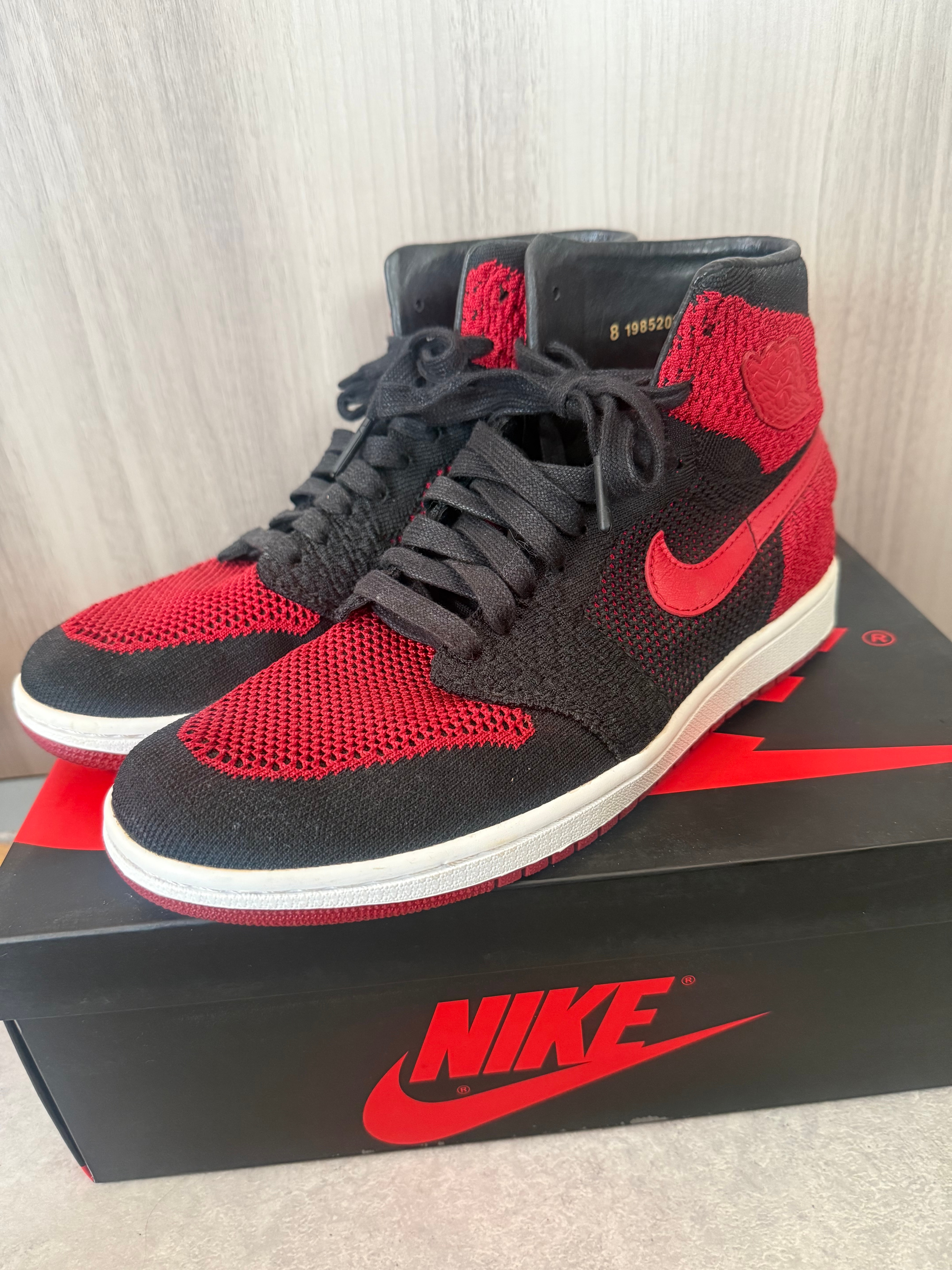 Nike Air Jordan 1 Retro High Flyknit "Bred"