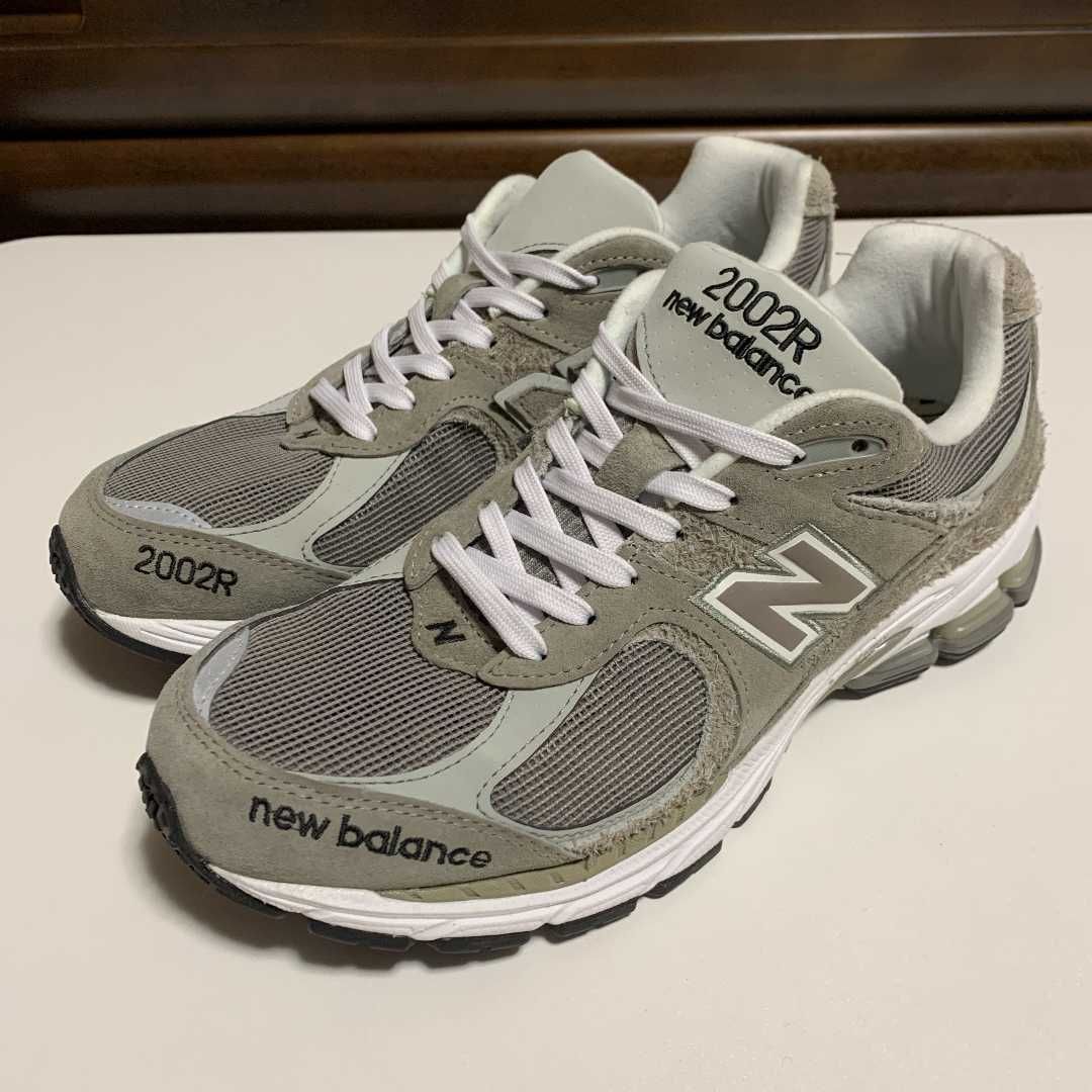 N.HOLLYWOOD × INVINCIBLE × New Balance 2002R "Gray"