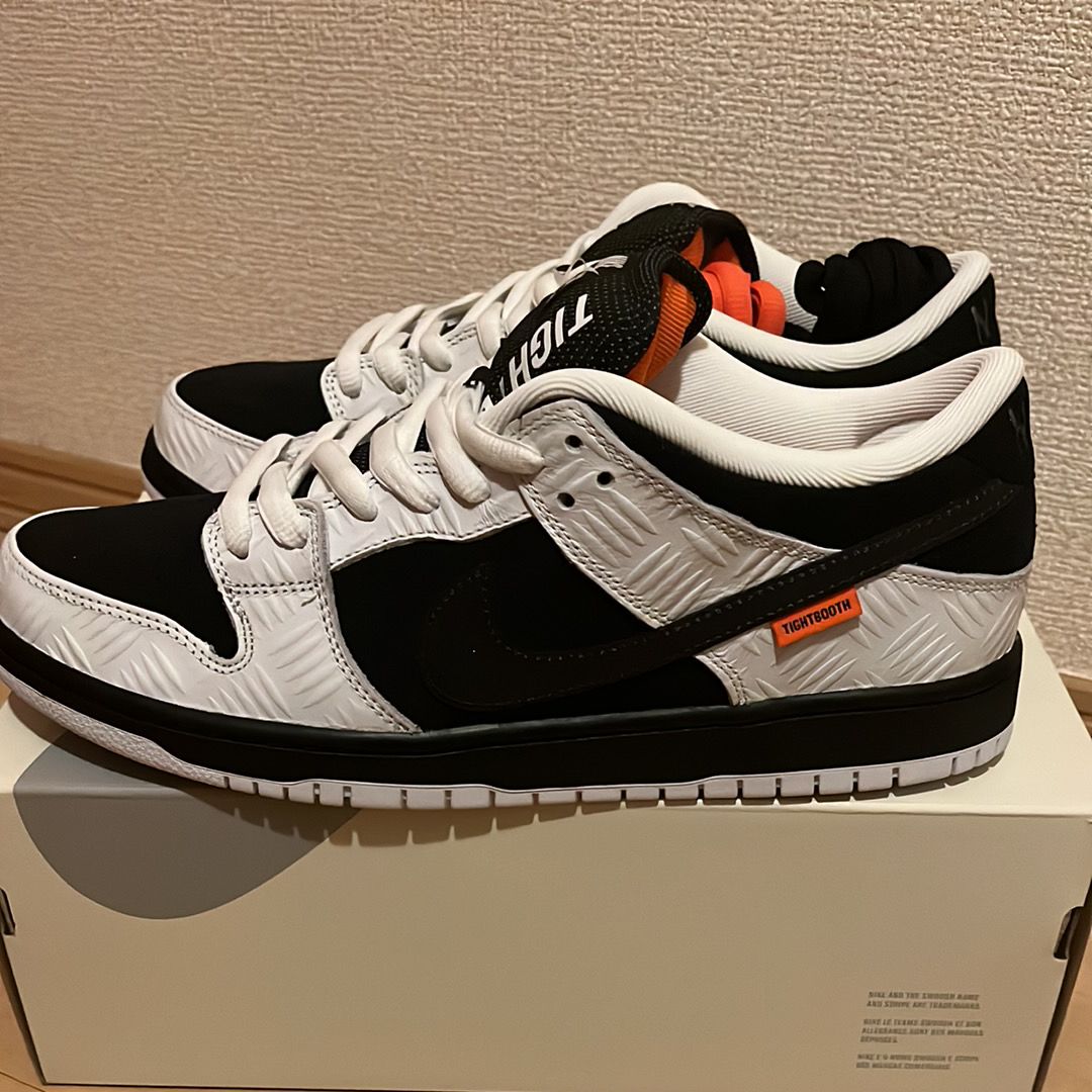 TIGHTBOOTH × Nike SB Dunk Low Pro QS "Black and White"