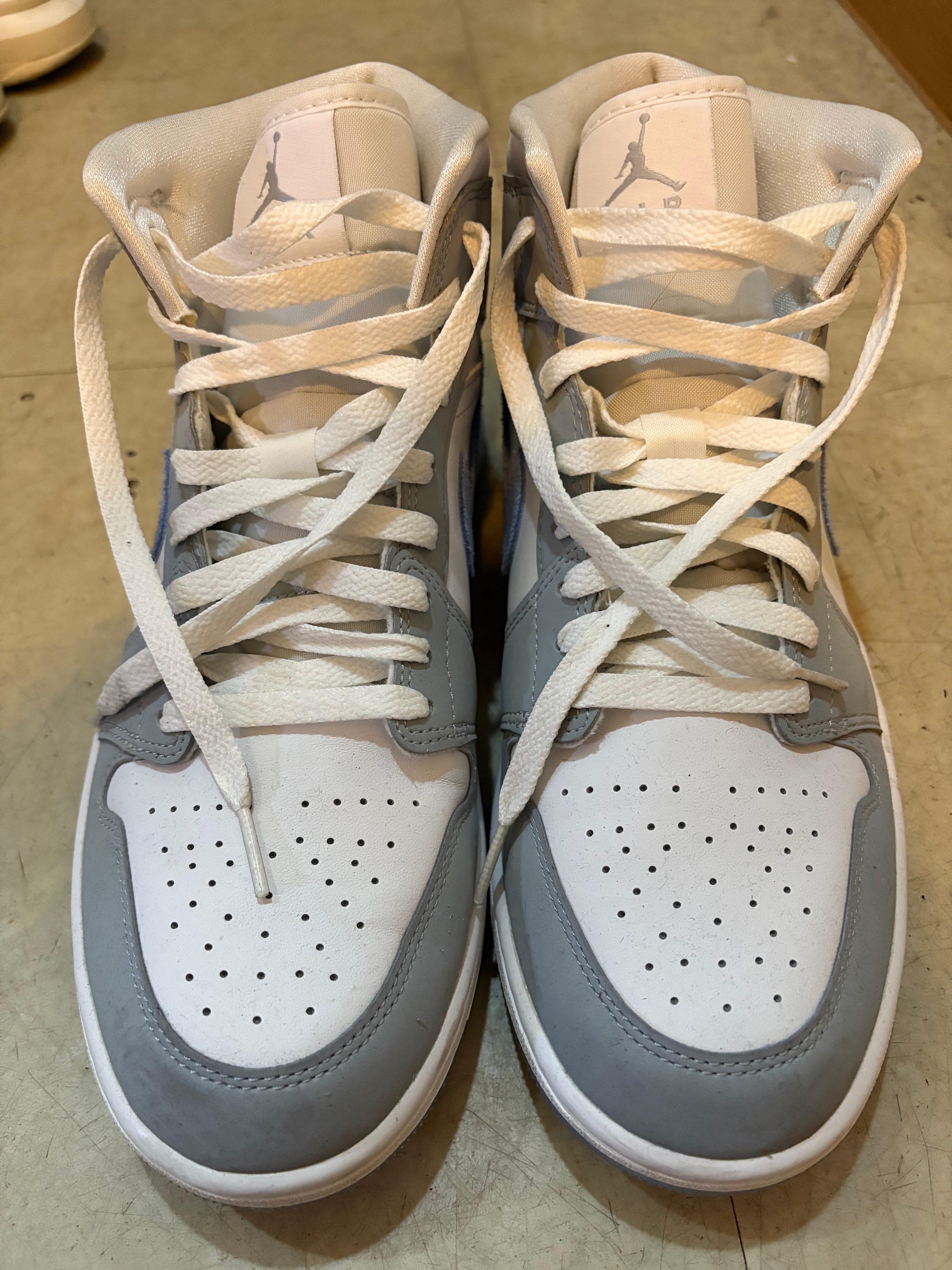 Nike Women's Air Jordan 1 Mid "Wolf Grey"