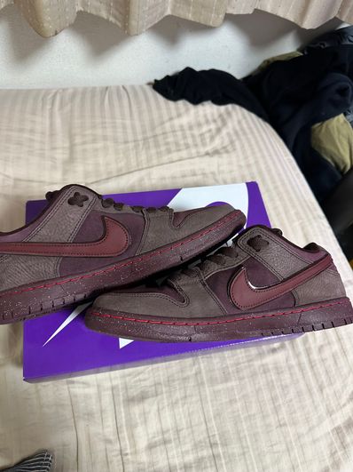Nike SB Dunk Low PRM City of Love "Burgundy"
