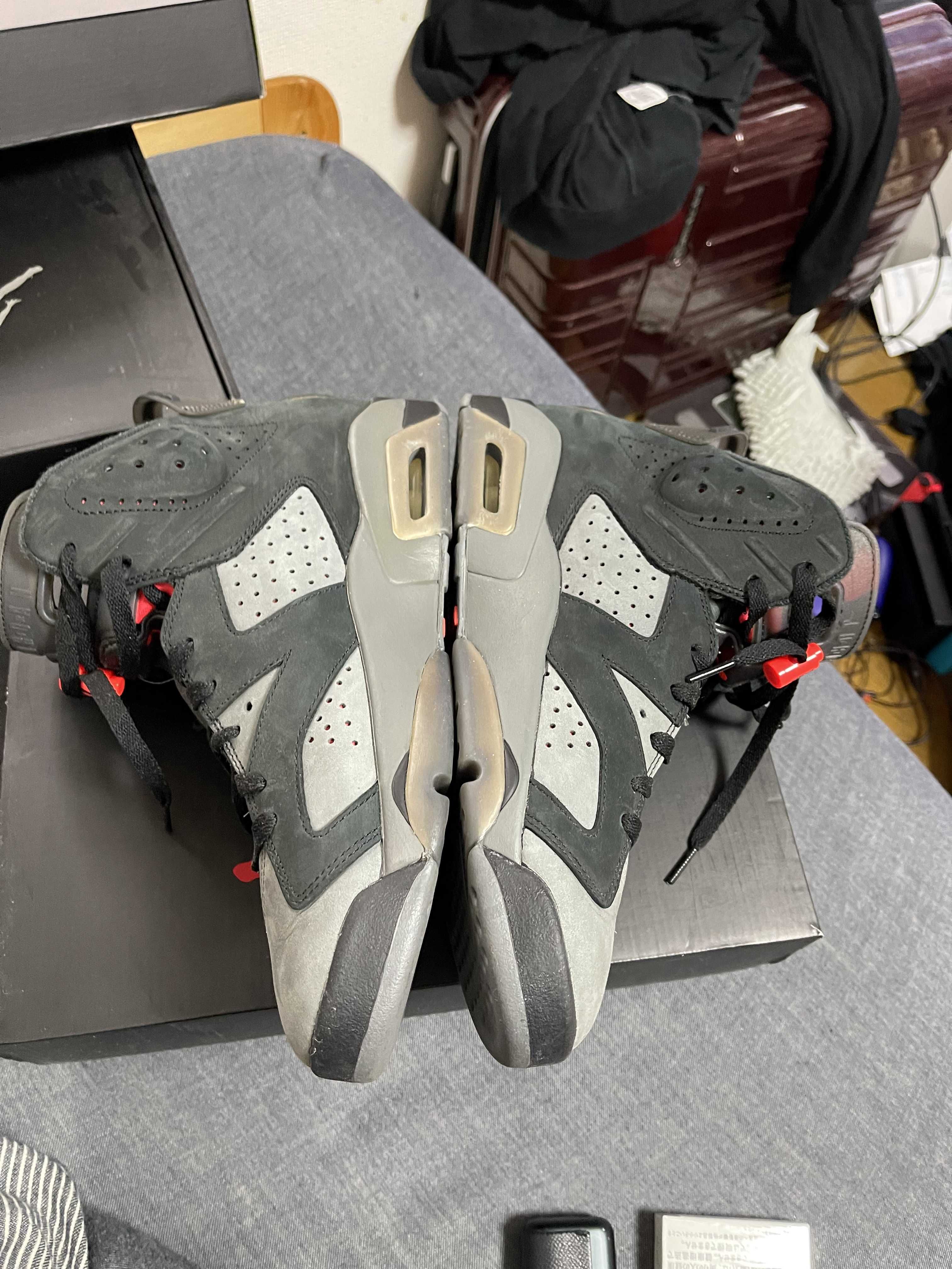 NIKE × PARIS SAINT GERMAIN AIR JORDAN 6 RETRO INFRARED