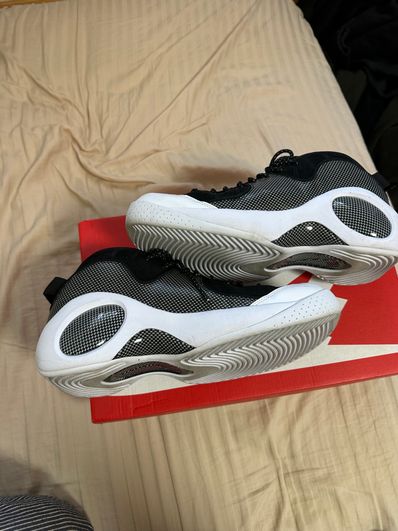 Nike Air Zoom Flight 95 "Black Metallic" (2022)