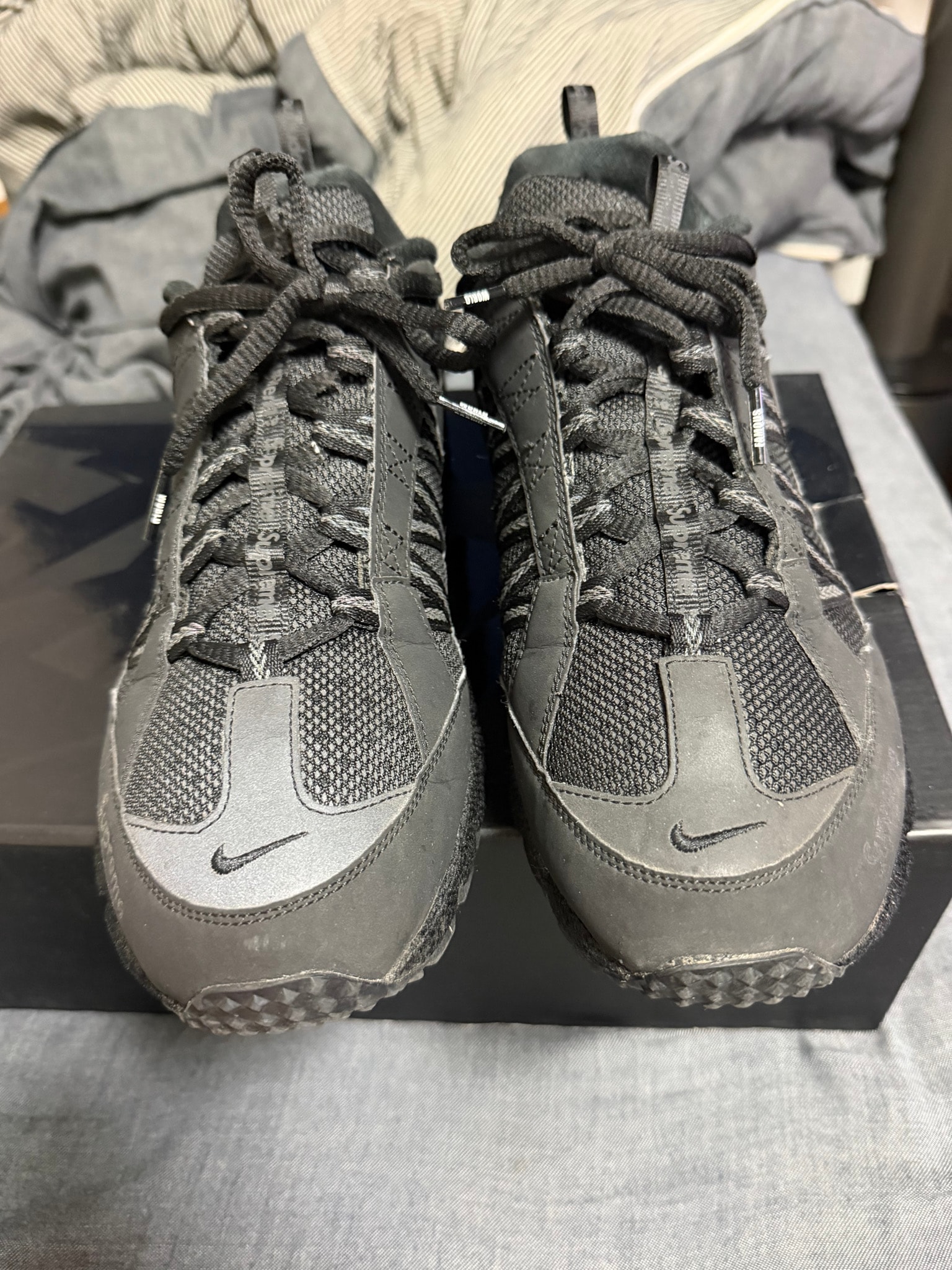 Supreme × Nike Air Humara "Black"
