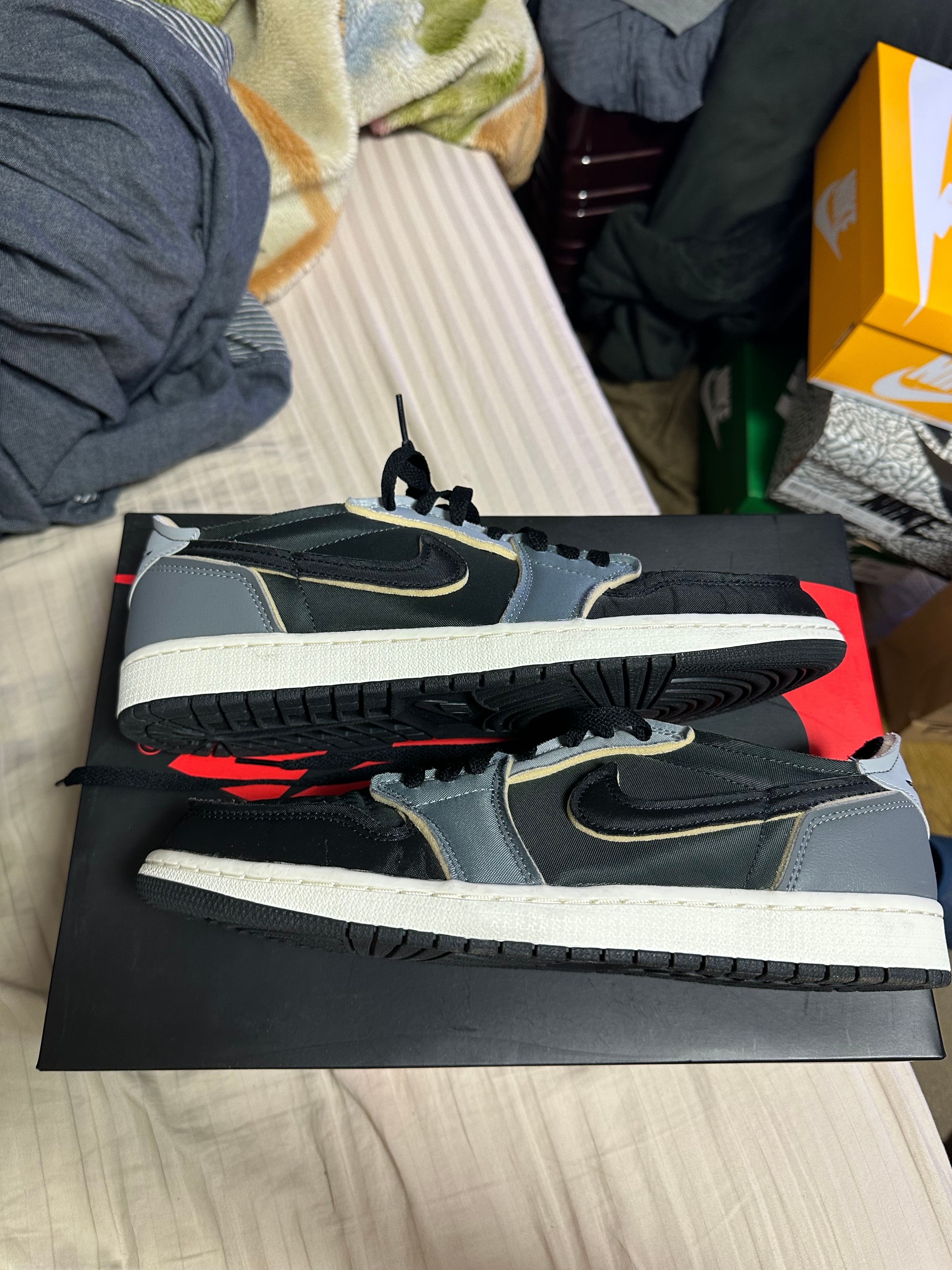 Nike Air Jordan 1 Low OG EX "Black and Smoke Grey"