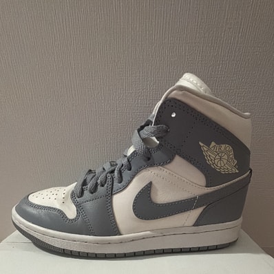 Nike Women's Air Jordan 1 Mid "Grey/Sail"