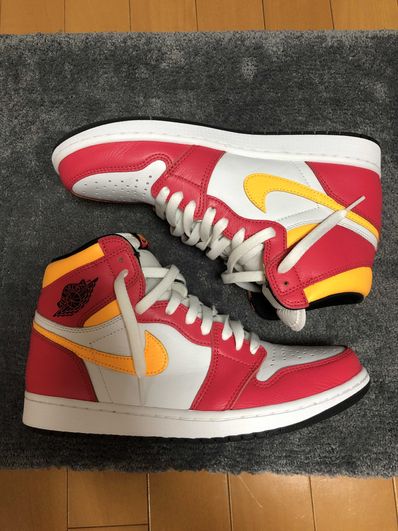 Nike Air Jordan 1 High OG "Light Fusion Red"